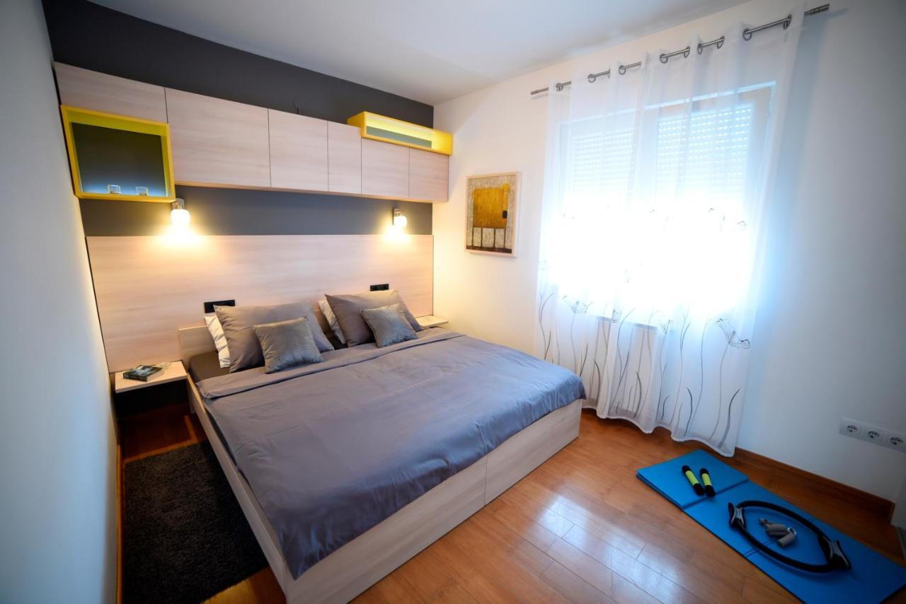 1 Zagreb