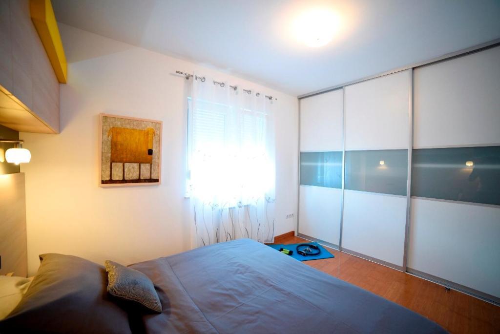 1 Zagreb
